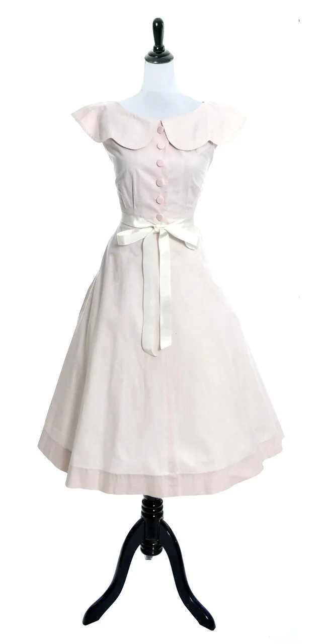 1950s Sleeveless Pink Vintage Dress Scalloped Collar