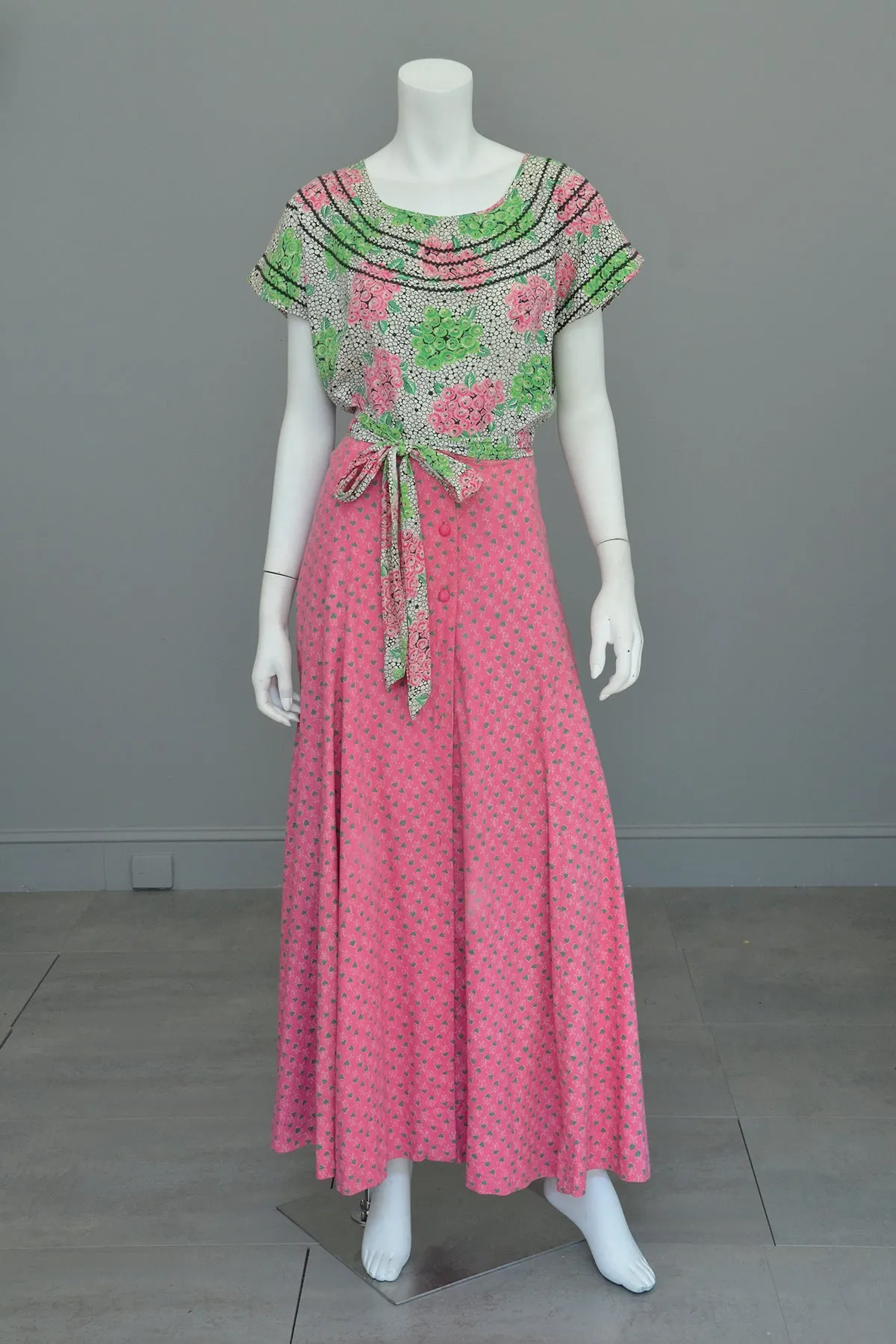 1970s Preppy Pink and Green Heart Shaped Floral Print Button Down Maxi Skirt