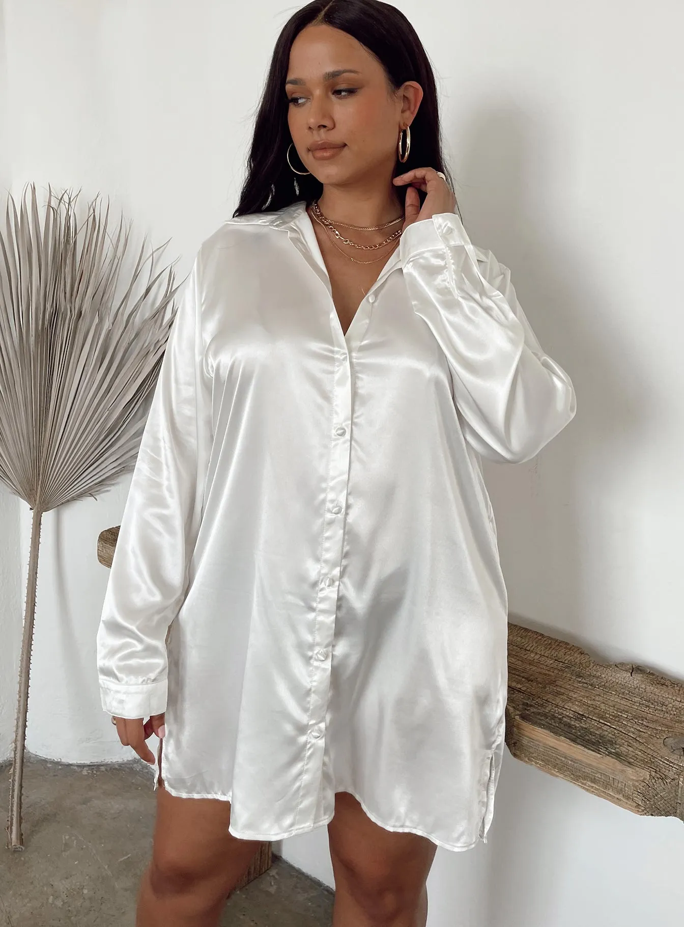 90210 Satin Shirt Mini Dress White Curve