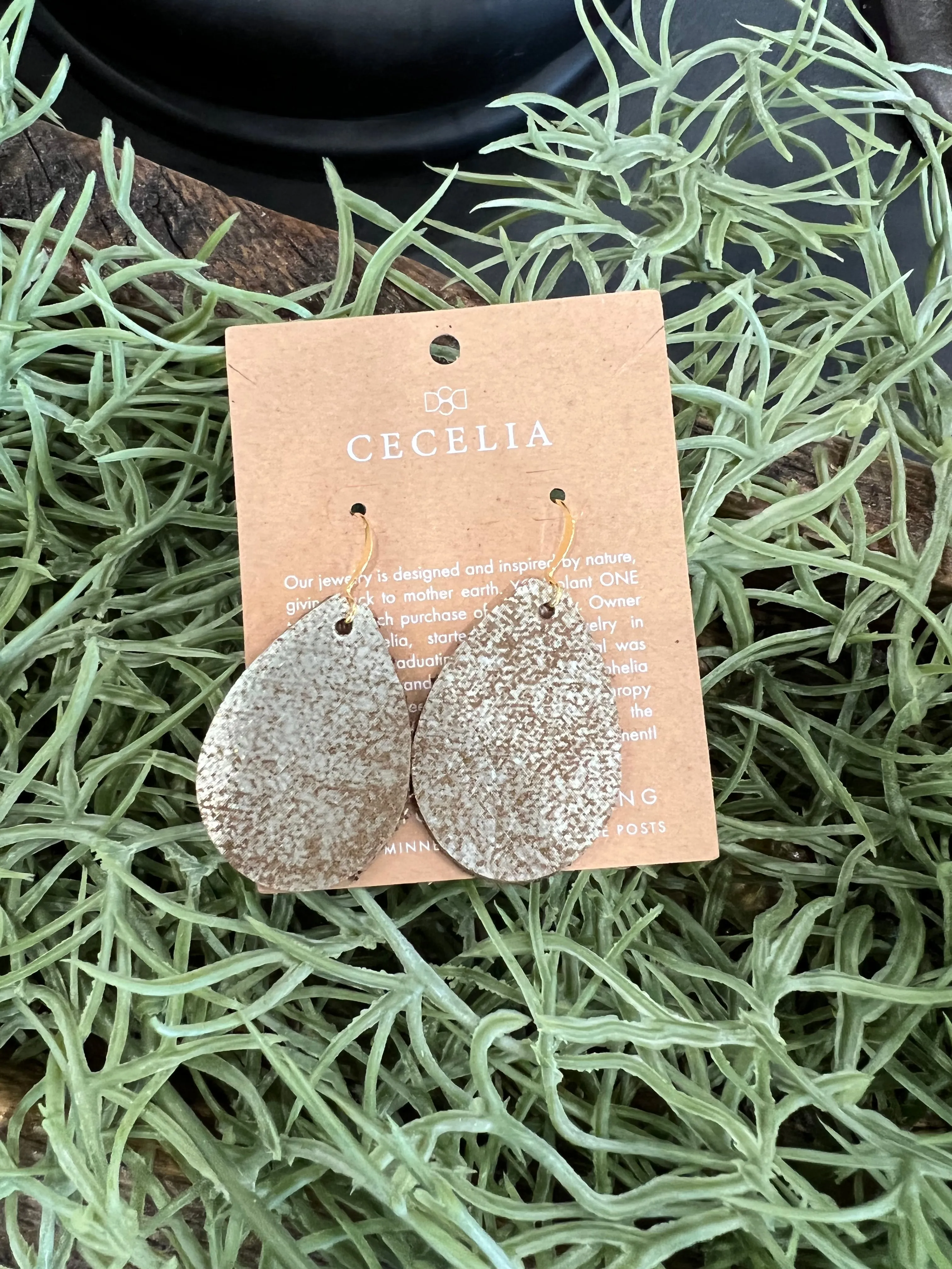 Cecelia Mini Earrings