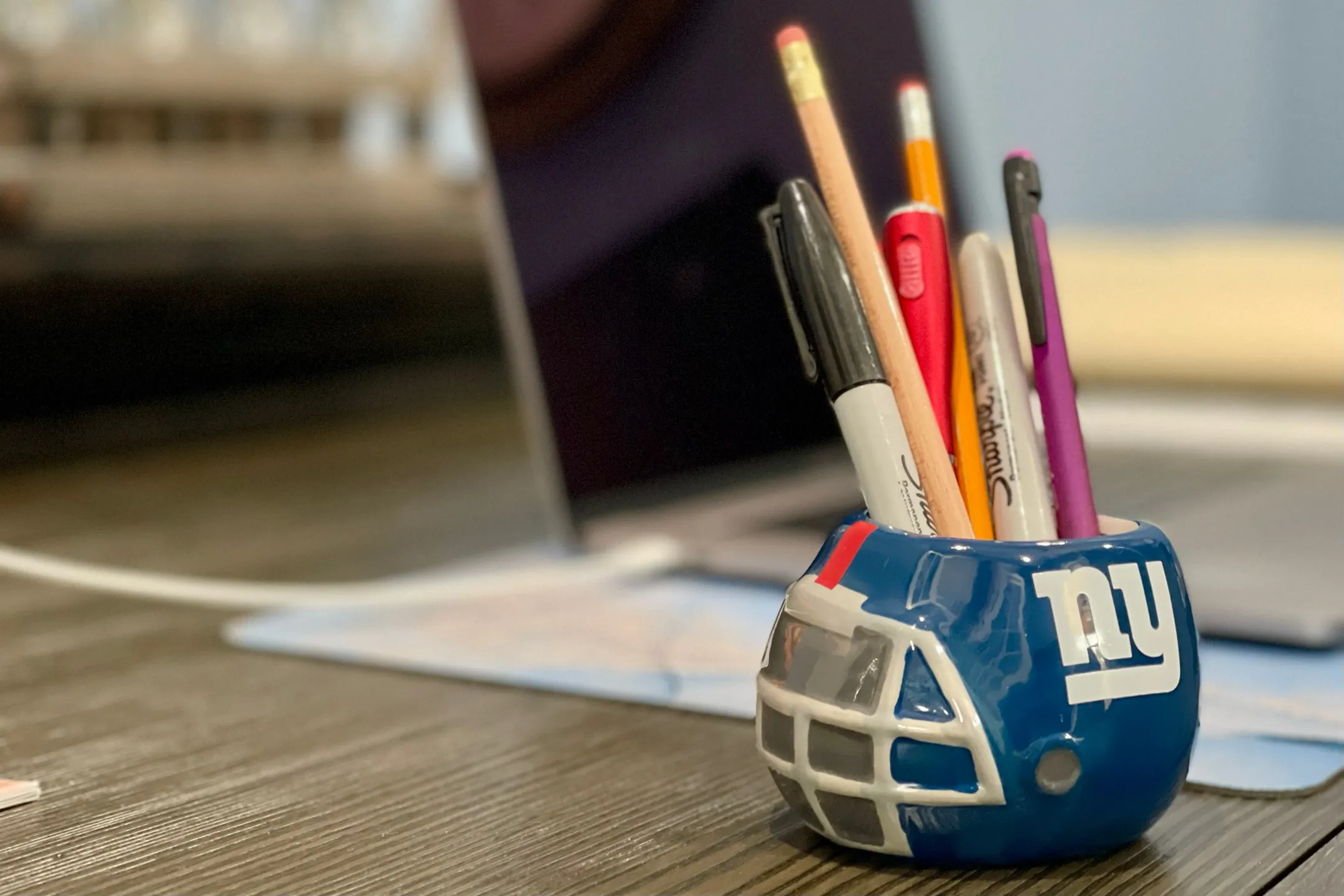 Indianapolis Colts - Ceramic Helmet Caddy