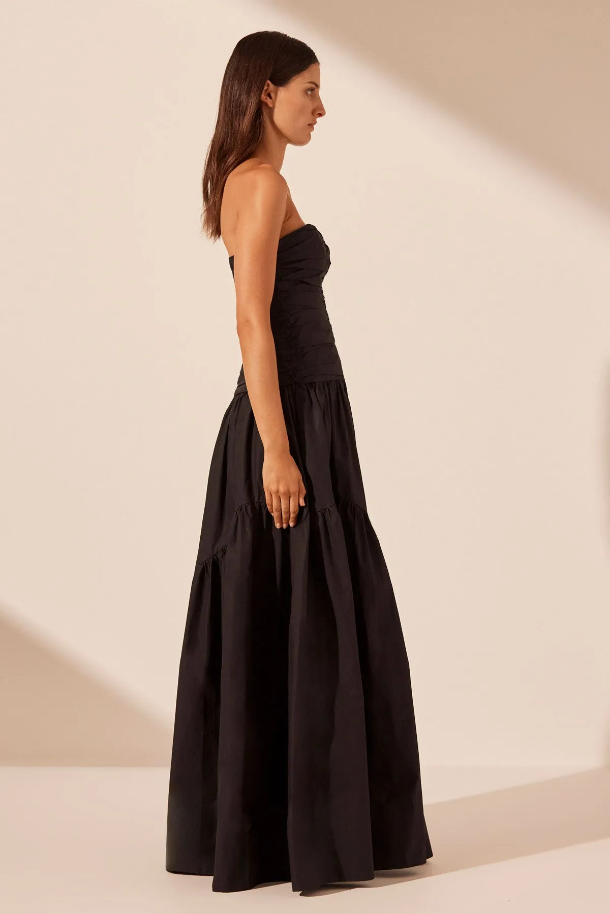 MAIORI CONTOUR RUCHED MAXI DRESS - BLACK