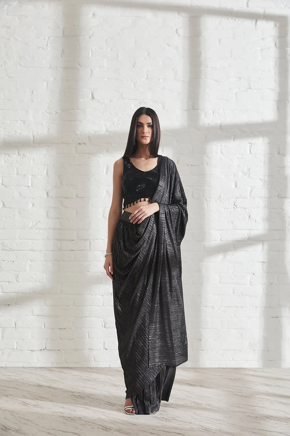 Metallic 2.0 Sari with Milkyway Crossover Drop Top