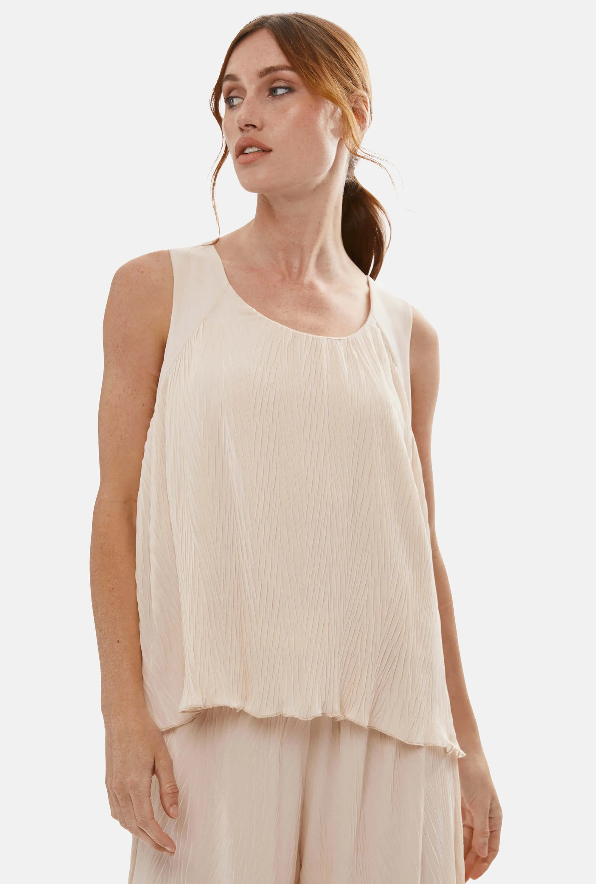 Pleated Vest Beige